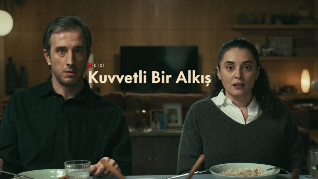 Kuvvetli Bir Alkış 1. Sezon 4. Bölüm Türkçe Altyazılı izle | Dizist