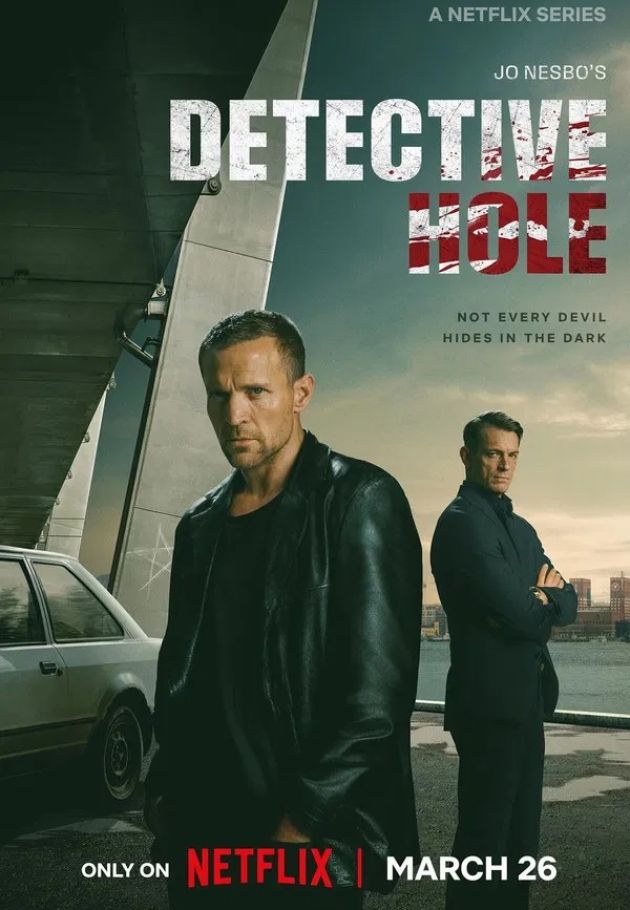 Detective Hole