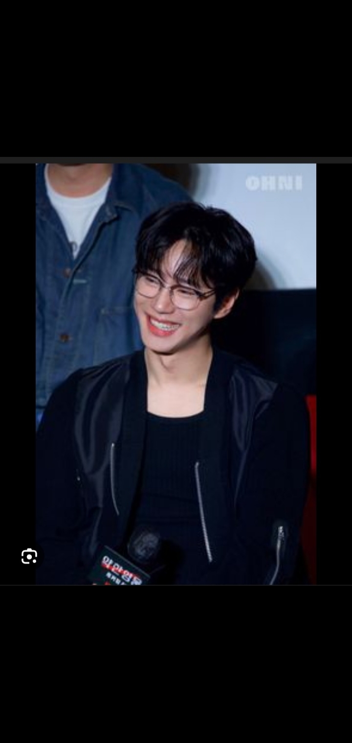 Jun young  hyun vook